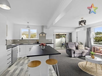 PRICED TO SELL & LOCATION THE KEY