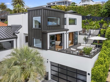 Architectural New Build on the Point