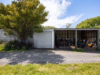 Encouraging all interest - motivated vendors