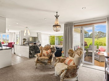 Lifestyle. Location. Live the dream
