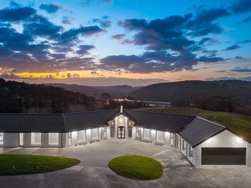 Luxury Okura Estate