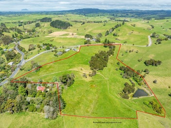 Exclusive, North-Facing and Harbour Views..