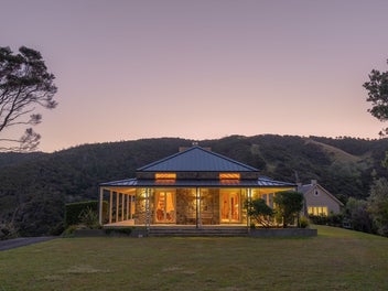 Private Coastal Oasis Seeks New Custodians