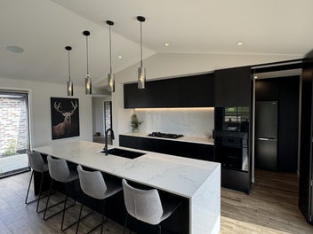 400 +sqm dual lifestyle living (home build only)
