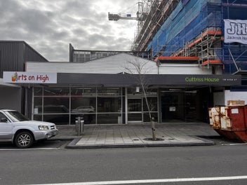 Image 1 of 5