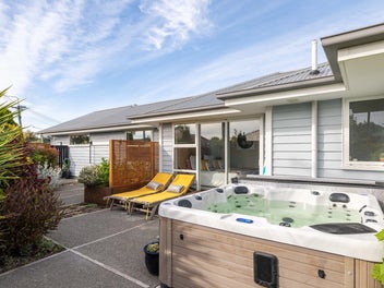 Your Private Oasis Awaits! - 2019 build