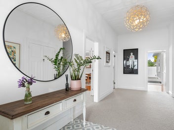 Buyers On The Move - BEO $899,000