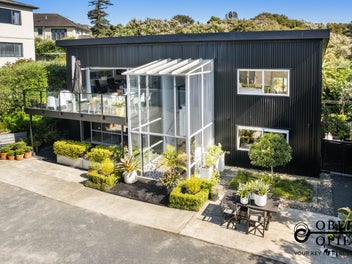 Stylish Family Oasis