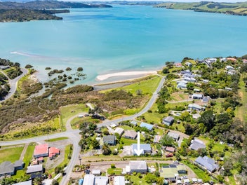 Imagine Summers Here!