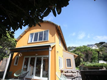 Image 1 of 20