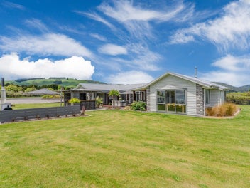 Distinct Te Kowhai Oasis