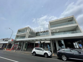 Image 1 of 6