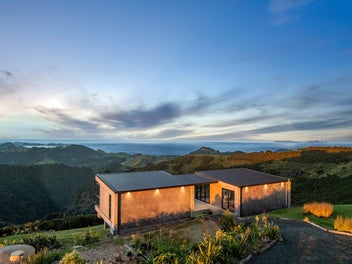 Seascape Symphony – A Unique Coastal Masterpiece