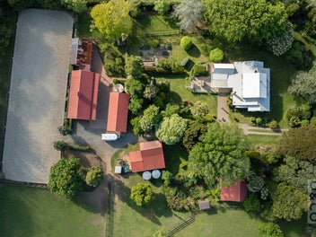 Kanui Estate + Equestrian + Income