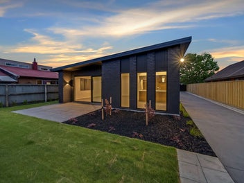 Secluded, Stylish and Set for Entertaining