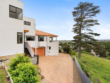 Endless Views, Exceptional Value