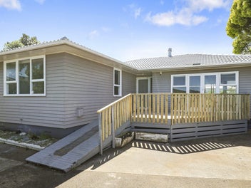 House + Sleepout On 911m2 Land