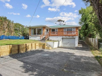 "Two Properties on an 832 sqm Lot"