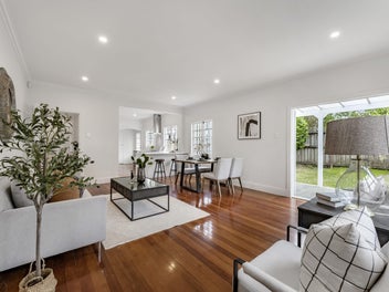 FURTHER PRICE REDUCTION - MUST BE SOLD