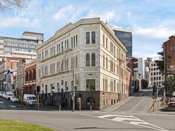 Image 1 of 18