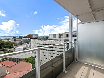 Shining Gem in the CBD