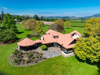 Quintessential North Taieri