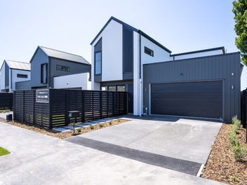 St Albans Standalone Townhouse