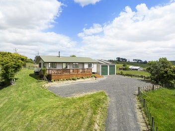 RARE, ENTRY LEVEL LIFESTYLE WITH SHED