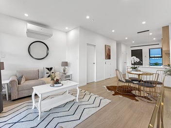 MOVE IN READY - TITLE & CCC ISSUED