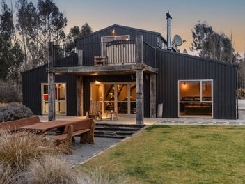 Tranquil Private Lifestyle Property