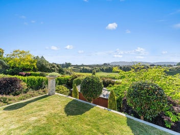 Luxury Meets Country Elegance