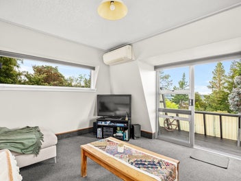 PRICE REDUCTION - VENDORS HAVE GONE!