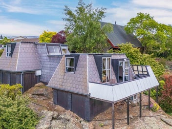 PRICE REDUCTION - VENDORS HAVE GONE!