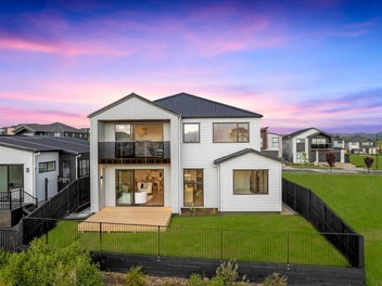 Amazing brand new home with 320 sqm floor area