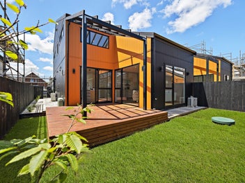 Modern Comfort in a Prime Karaka Location