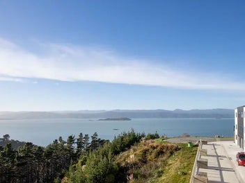 Stunning Harbour Views ...