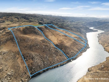 Sections With Lake Roxburgh Views