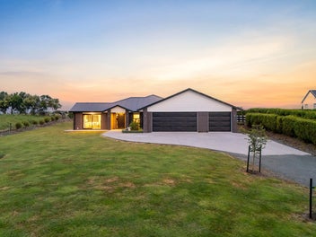 A Luxurious Home in an Outstanding Location