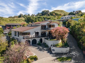 Stunning Views - Space - Superb Garaging