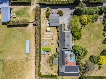 Stunning Lifestyle Property