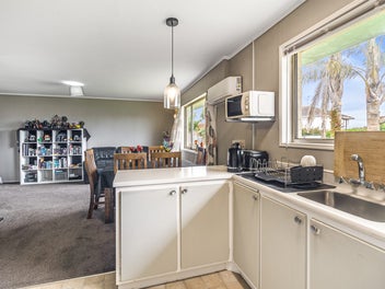 Central Location! Owners are motivated to SELL!