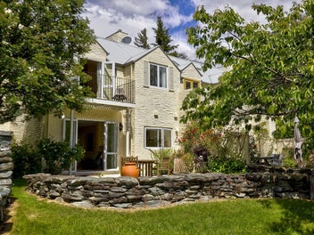ENTRY-LEVEL MILLBROOK – UNDER CV