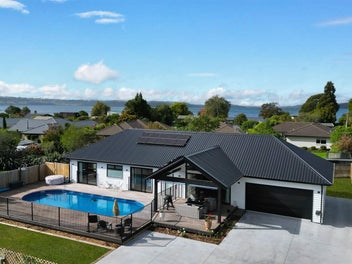 Stylish Modern Living