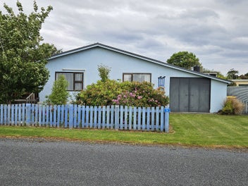 Pounawea kiwi crib