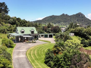 Your Countryside Retreat Awaits!