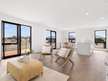 Sunny & Spacious Home Ready for New Owners!