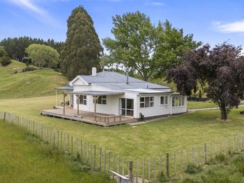 Lifestyle in Mataroa - available now