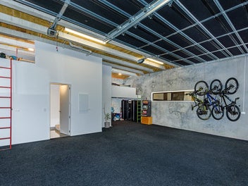 Triple Dip 3 Car Garaging 3 Levels 3 Bathrooms