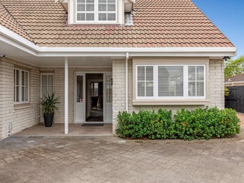 HOME & INCOME OPPORTUNITY