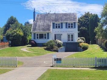 Image 1 of 31